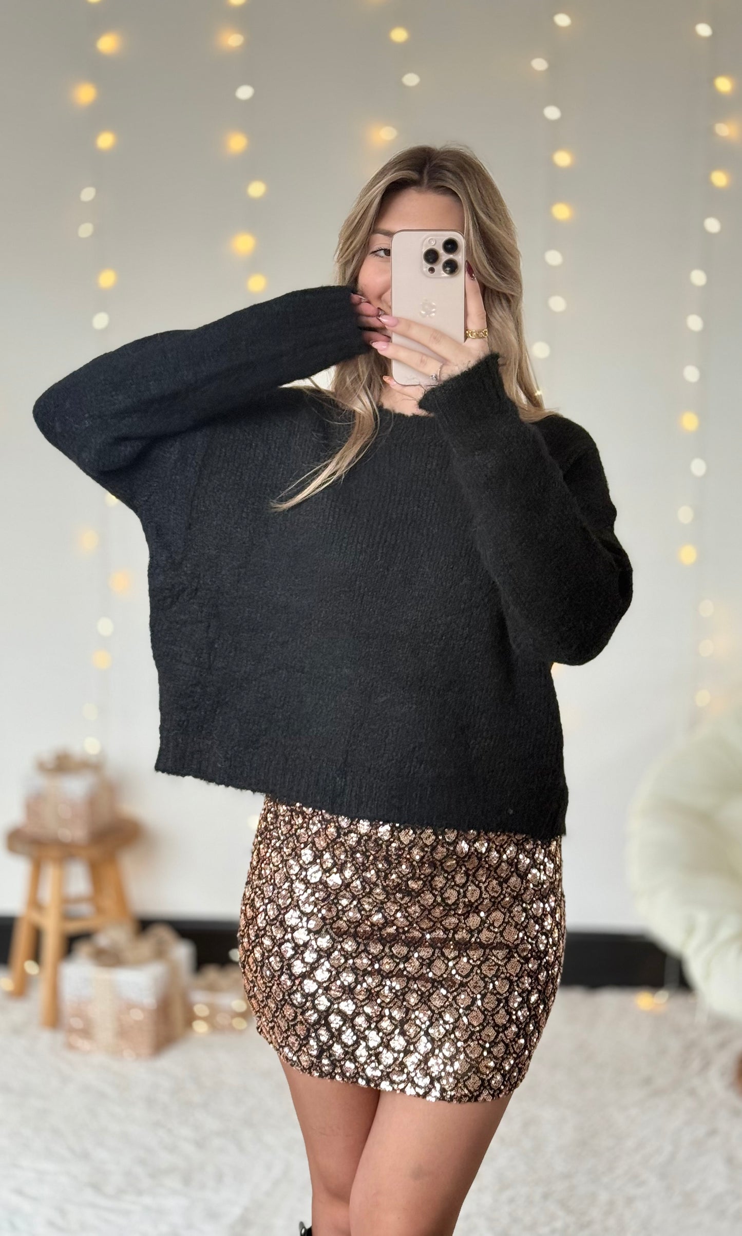 Pull noir avec noeuds léopard VICTOIRE