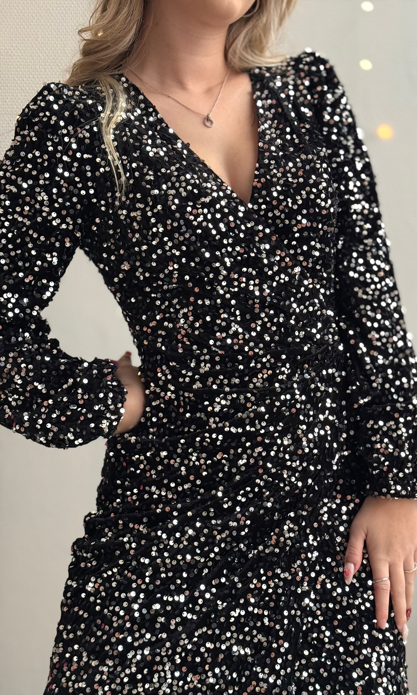 Robe noire et argentée PARTY