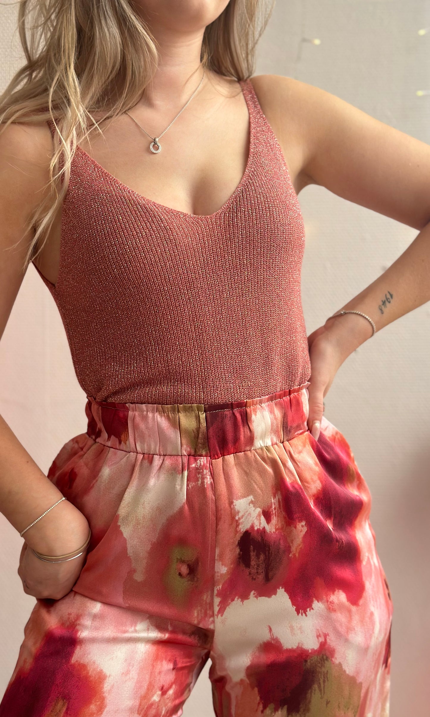 Top à paillettes IRINA 🇮🇹 (plusieurs coloris disponibles)