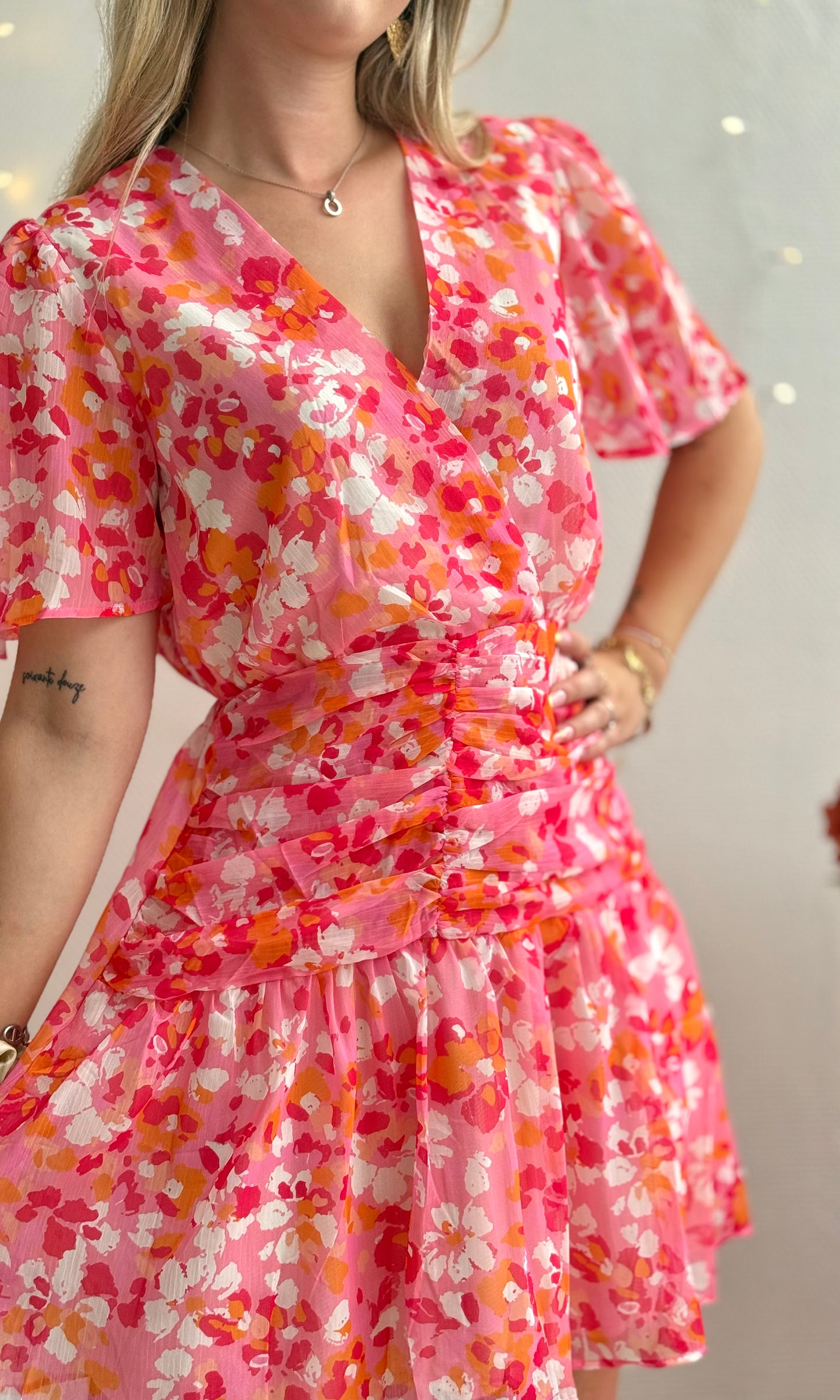 Robe courte fleurie POMELO