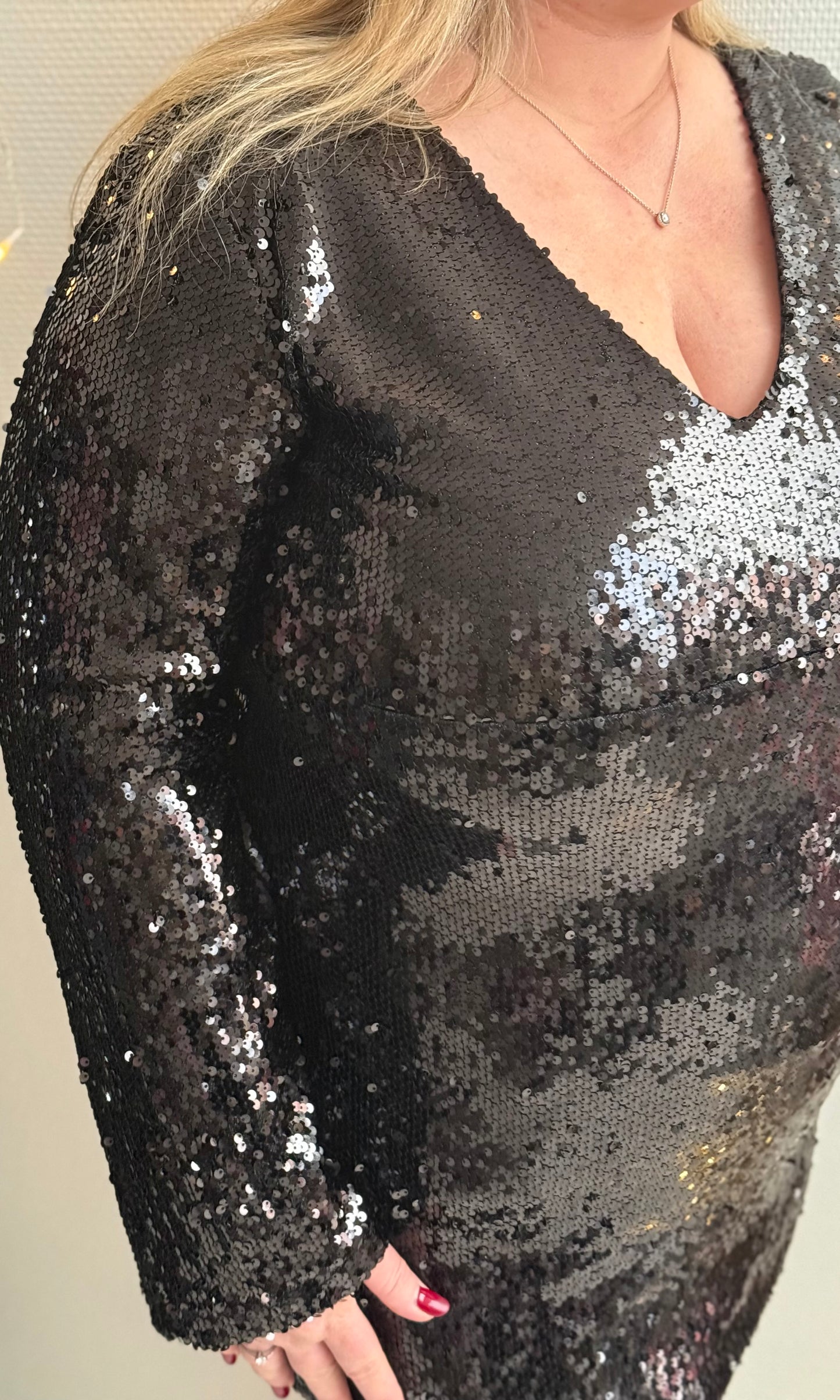 (CURVES) Robe sequins BLACK
