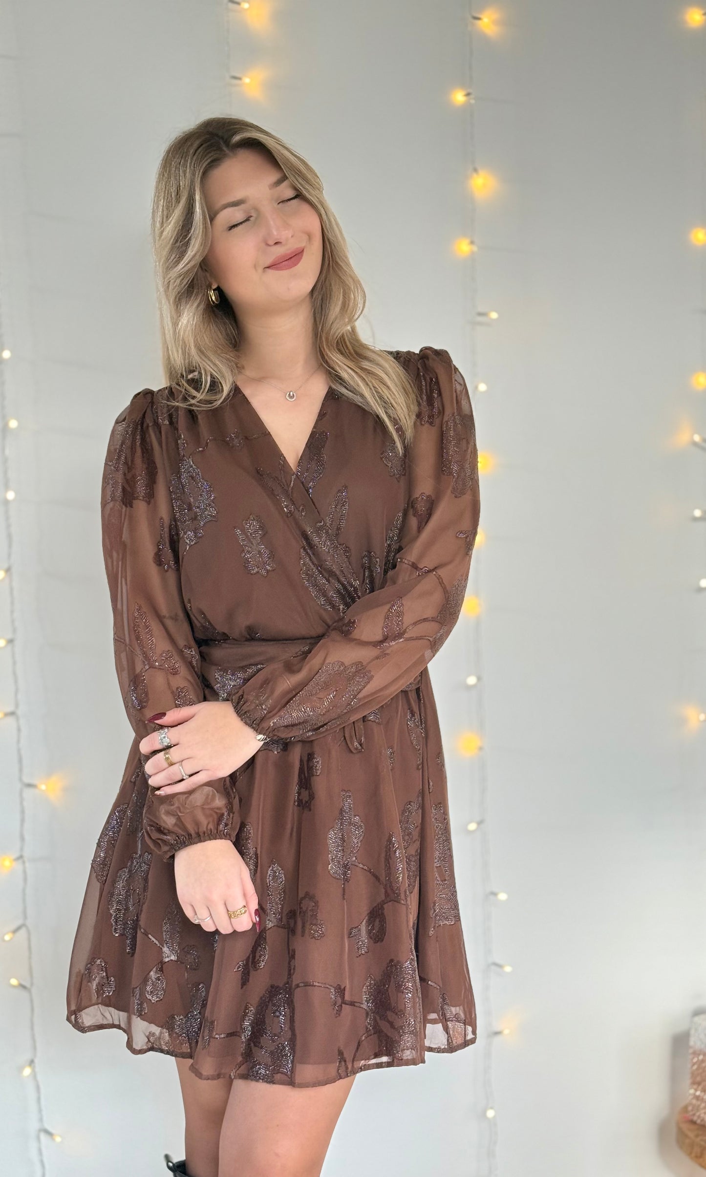 Robe marron brillante HOLIDAYS