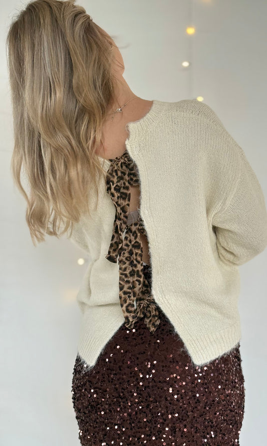 Pull écru avec noeuds léopard VICTOIRE
