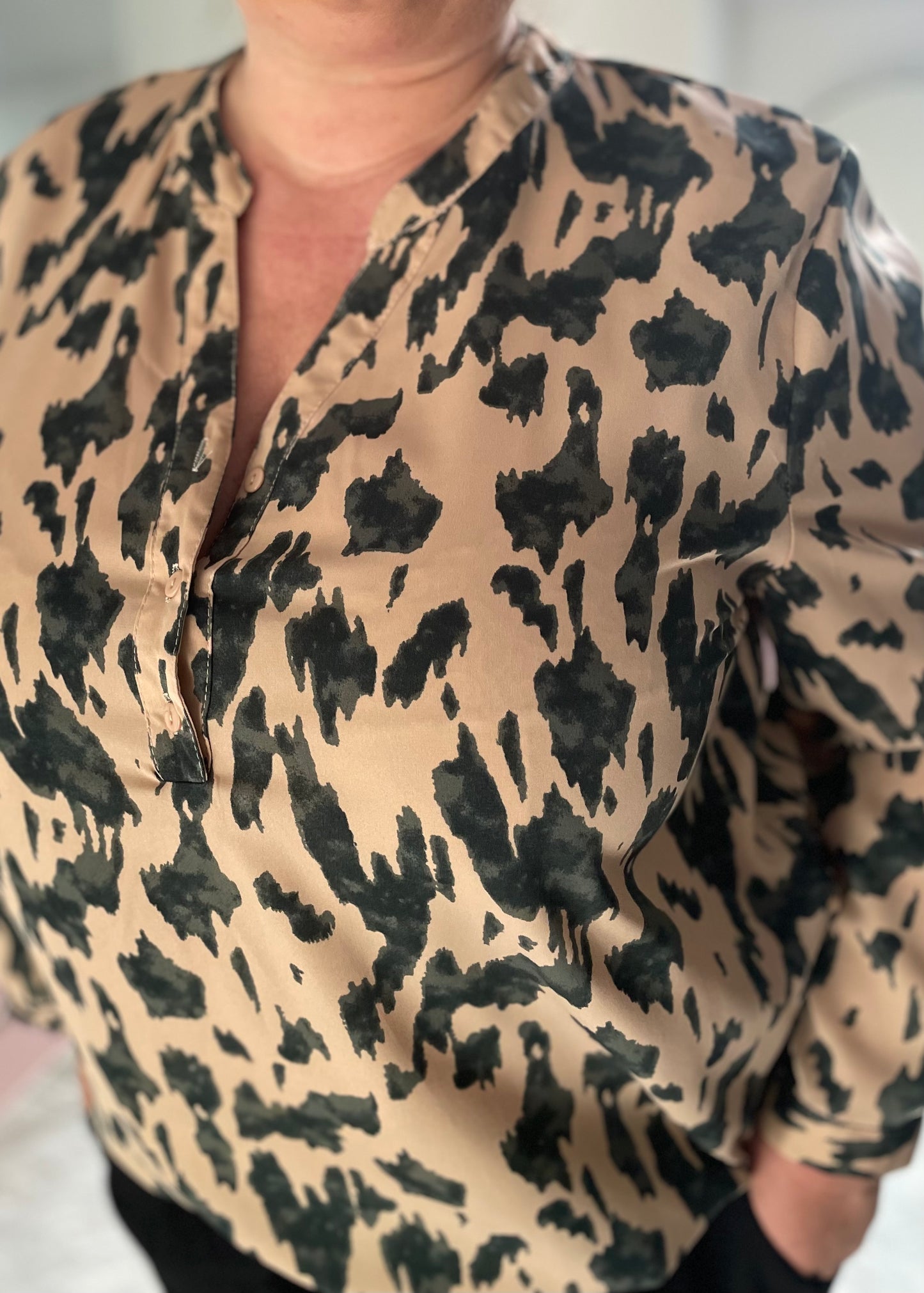 CURVES blouse nude